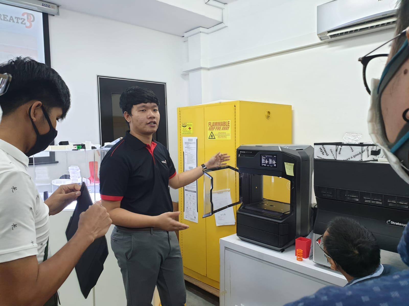 Introducing the MakerBot METHOD X.