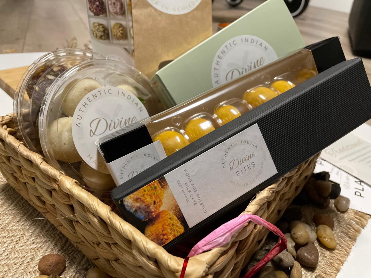 festive diwali gift basket