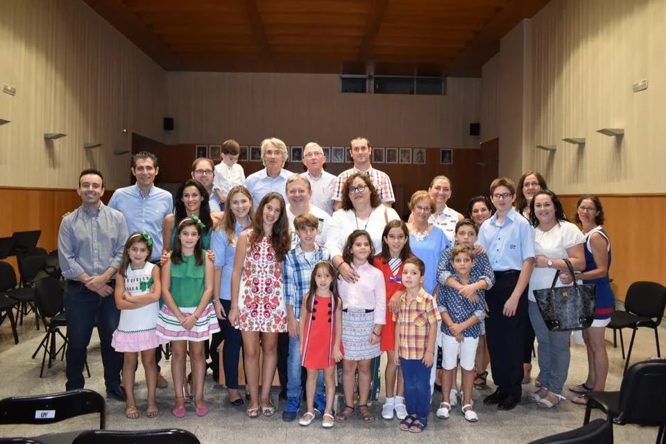 La UMT interpreta el Hime de la Falla de la Plaça por su 75 Aniversario