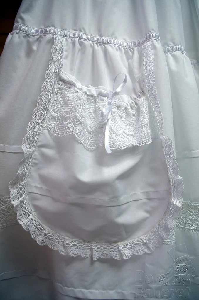 Cancanes Amparo lleva más de 15 años confeccionando cancanes y enaguas 20 Amparo Cancanes 16