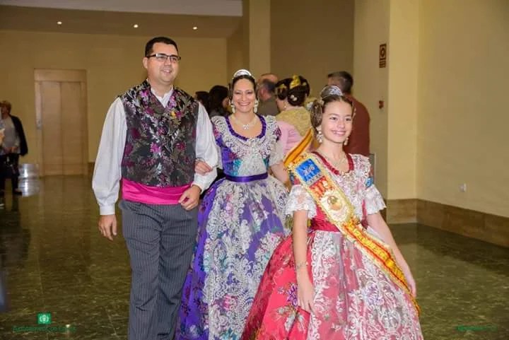 Carlet exalta a su Fallera Mayor 2017 2 FB IMG 1480333484145