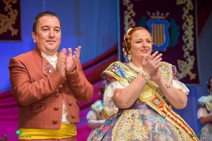 Carlet exalta a su Fallera Mayor 2017 4 FB IMG 1480333510931