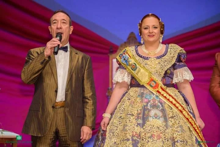 Carlet exalta a su Fallera Mayor 2017 6 FB IMG 1480333553065