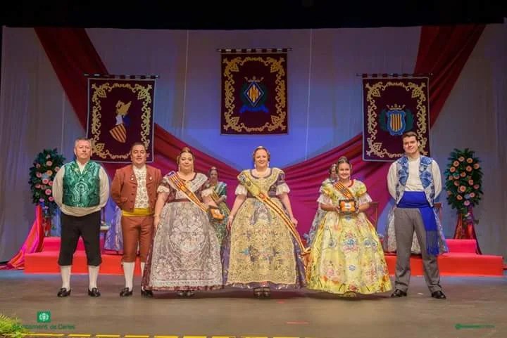 Carlet exalta a su Fallera Mayor 2017 7 FB IMG 1480333565634