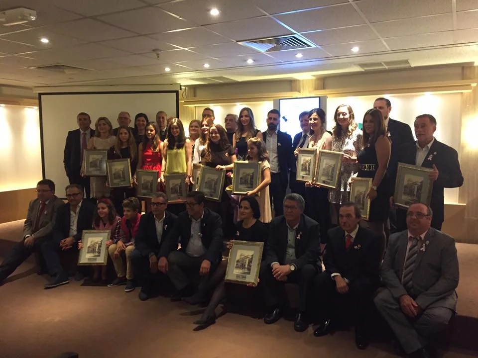 La Fallera Mayor de Valencia, Rocío Gil, preside este viernes la entrega de los premios Lonja-Debón 3 Premios Salvador Debón - Falla Plz Dr Collado