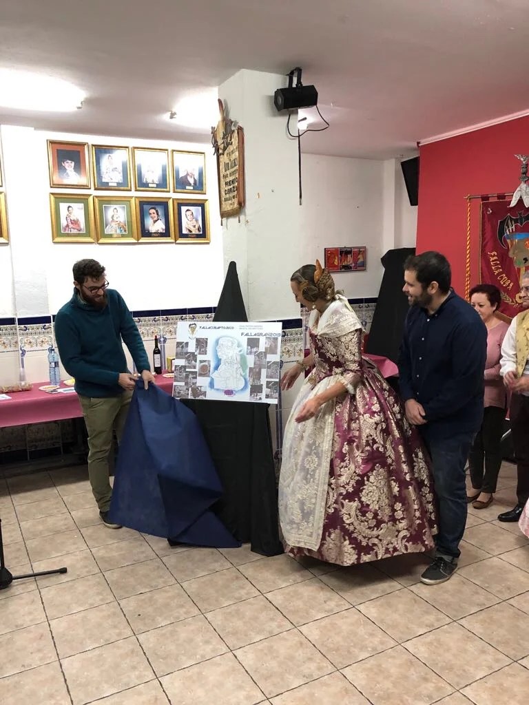 La Falla de la Llum presentó sus Fallas 2019 8 2