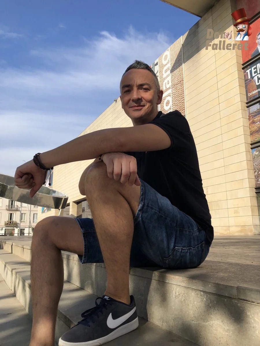 Entrevista a Ángel Navarro: «la falla es el elemento principal de la fiesta y sobre ello gira todo lo demás»