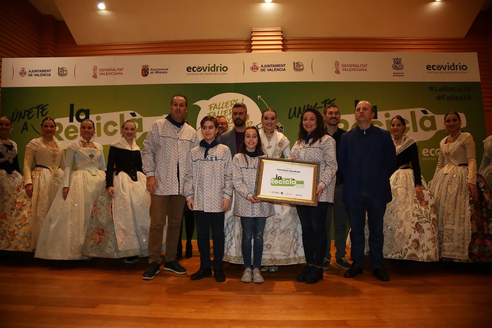 Las Fallas reciclan más de 143 toneladas de vidrio