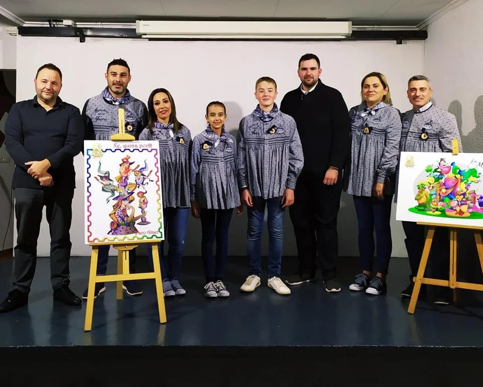 Aquestes són les falles de la Plaça Major de Carcaixent
