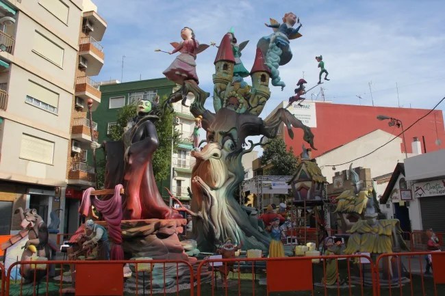 Manises no celebrará sus Fallas 2020 a causa de la Covid 19 1 Falla Manises 2016 archivo