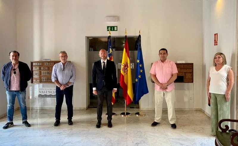 Reunión Gremio Artistas Falleros y Diputación de Valencia 4861 gremiofallerodiputacion