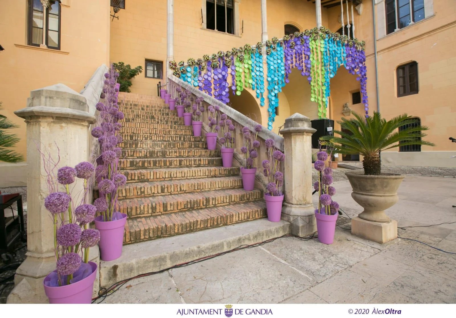 Los floristas recuperan la primavera decorando 20 municipios valencianos con ayuda de la Diputació 12 Gandia 1