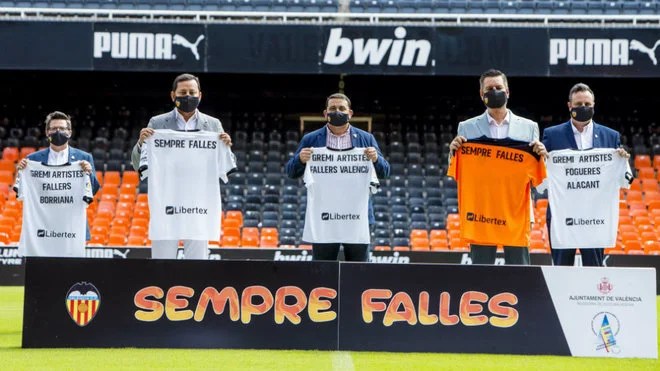 El Valencia CF y las Fallas de la mano 3 16007748469550