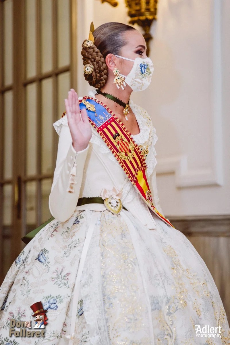 Carla García y Consuelo Llobell serán este sábado oficialmente las Falleras Mayores de València 2021 6 ADL9132