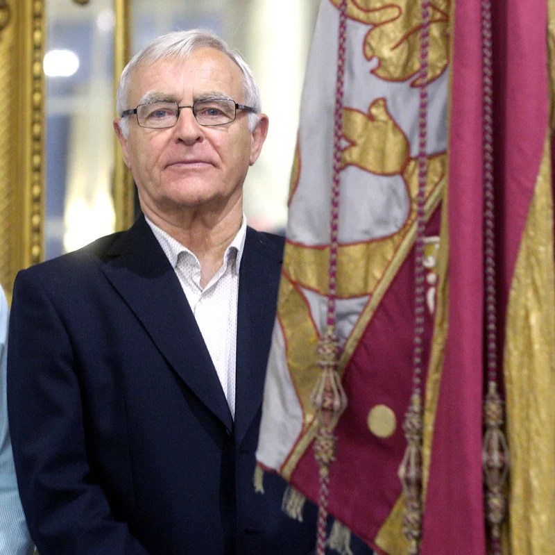 València festeja el 9 de octubre reivindicando "nuestra historia de fortaleza y resiliencia" 2 44453448354 a26dc821f3 c