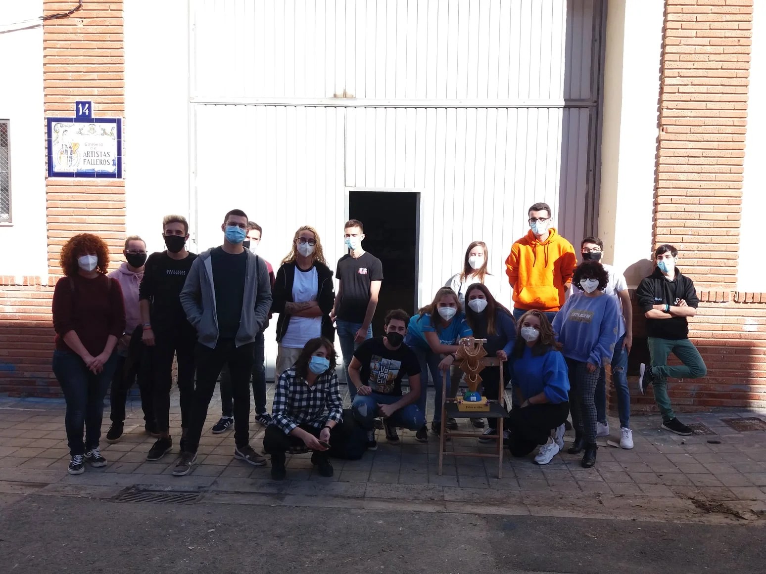 Els futurs artistes fallers celebren la Festa del Pi 4 124175063 1701235586711469 7074774995690955495 o