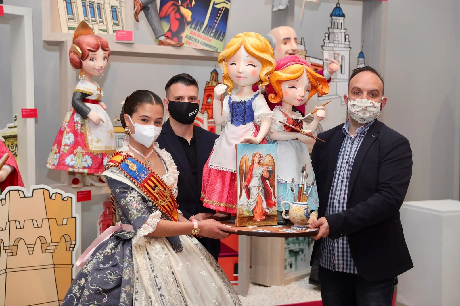 La plantà simbólica de la Fallera Mayor Infantil de València | FOTONOTICIA