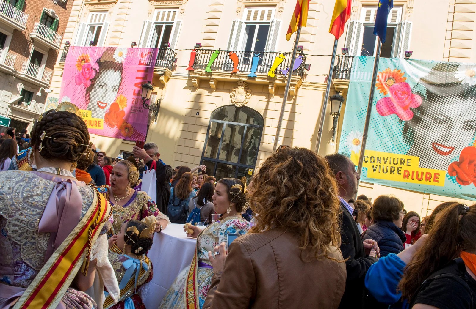 La Diputació de València ayuda con más de un millón de euros al sector fallero