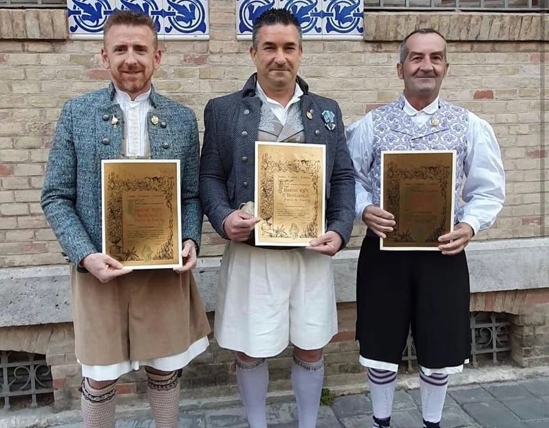 Los "Brillants" de la Falla General Pando 4 179121810 962692044471694 754240908239521856 n