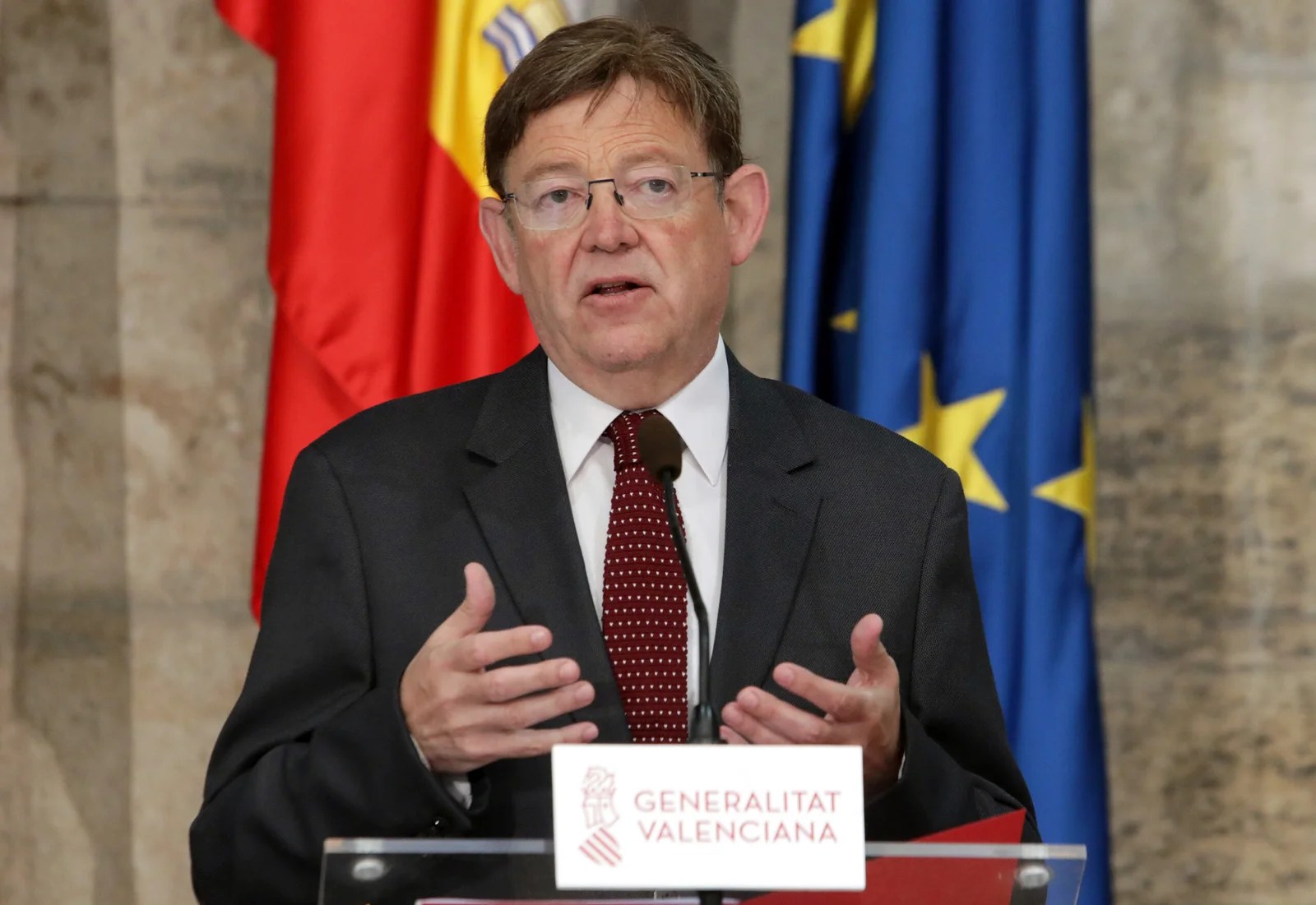 Ximo Puig ve posible las Fallas en septiembre