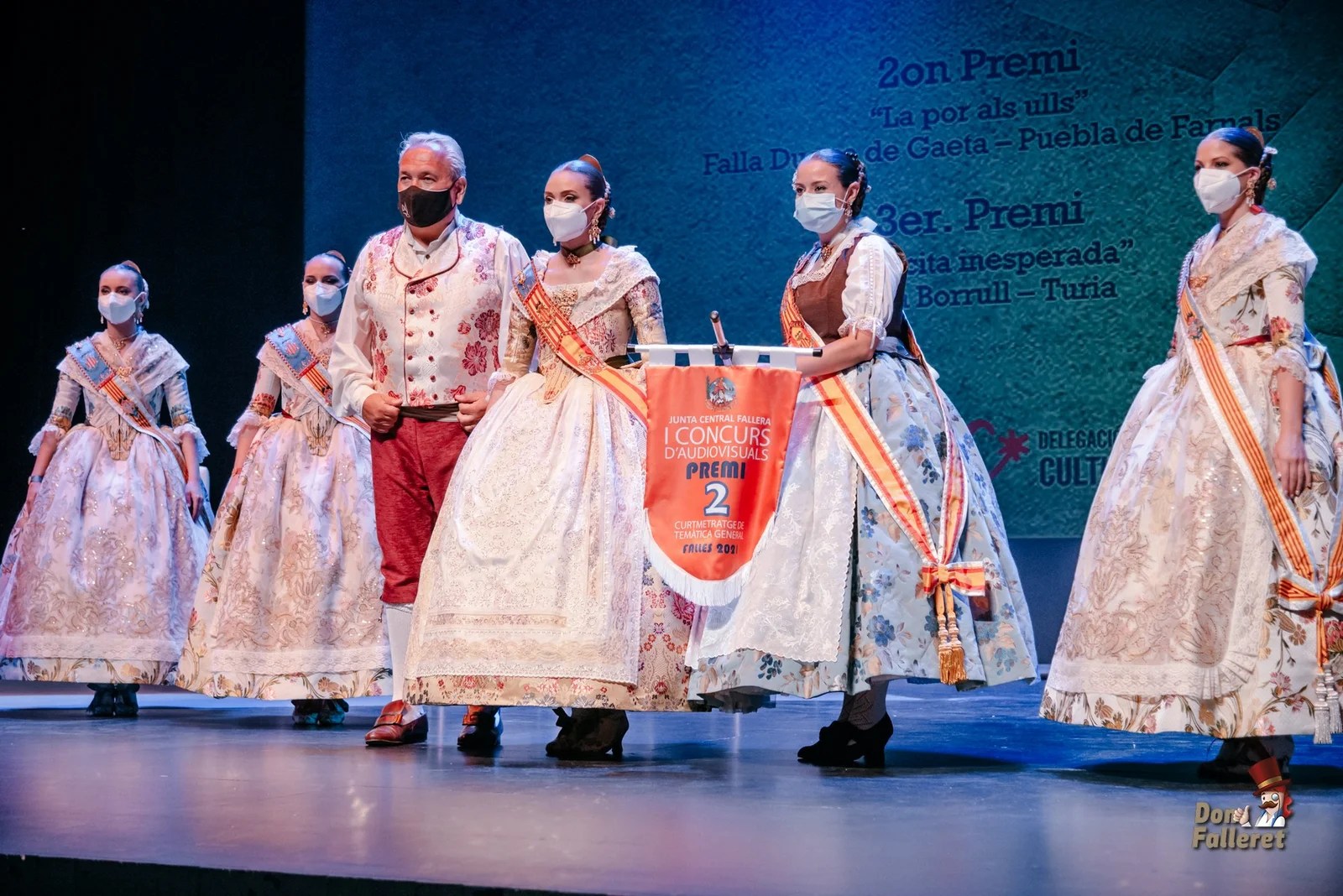 La Gala de la Cultura pone el punto de inicio hacia las Fallas 2021 de septiembre 17 2º Premi per a “La por als ulls” de la Falla Duque de Gaeta – Puebla de Farnals Foto: Fran Adlert