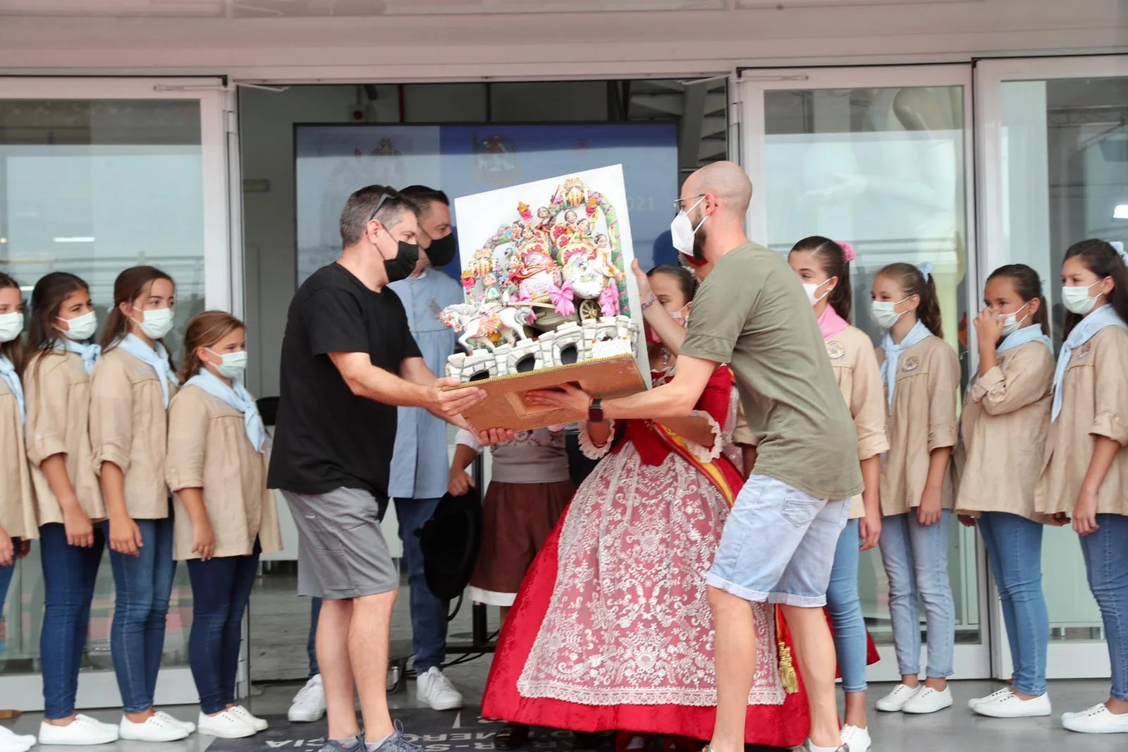 La Falla Almirante Cadarso gana el Ninot Indultat Infantil por segundo año consecutivo 3 Ninot Indultat Infantil 2021 5