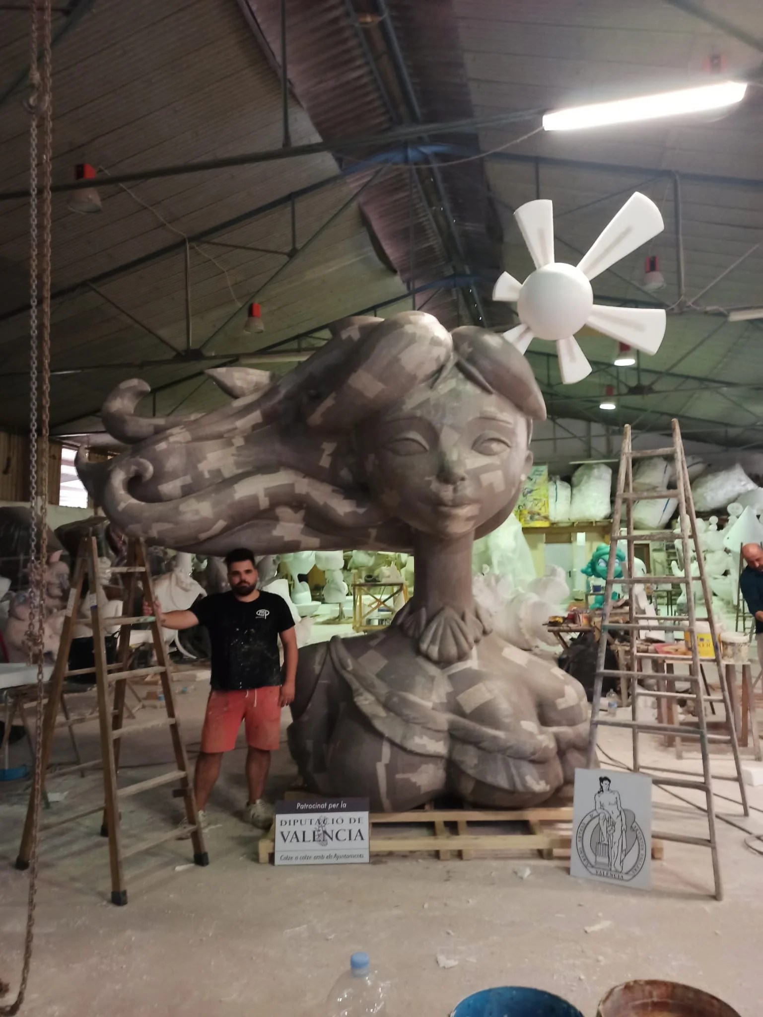 La Diputació i el Gremi d'Artistes Fallers plantaran monuments en 30 municipis que mai han tingut falla 2 Part central del monument que plantarà a Andilla Mario Pérez
