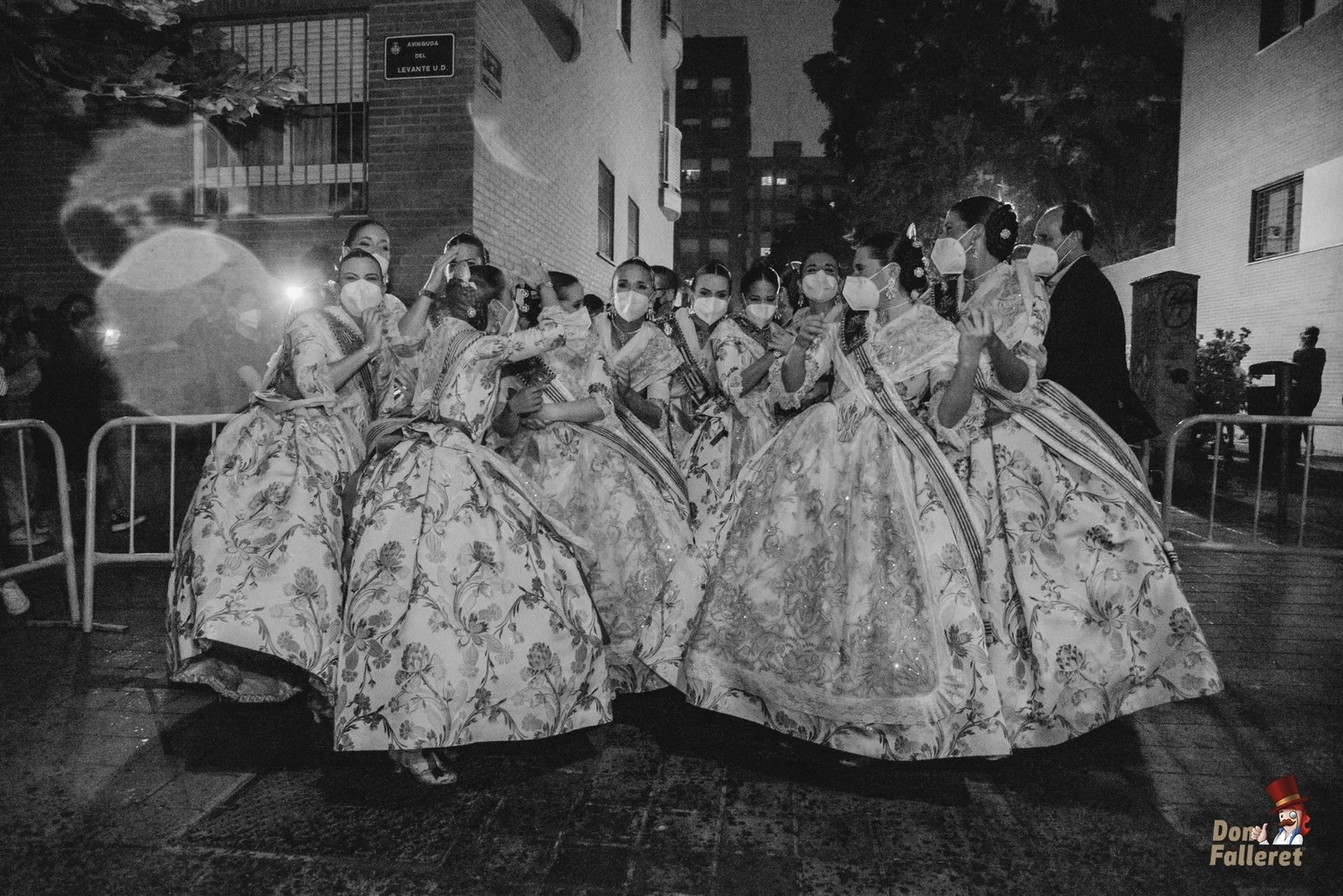 Que el fin del mundo nos pille en Fallas