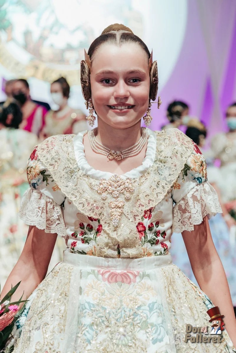 Ellas formarán las Cortes de Honor de las Falleras Mayores de València 2022 2 ADL7737