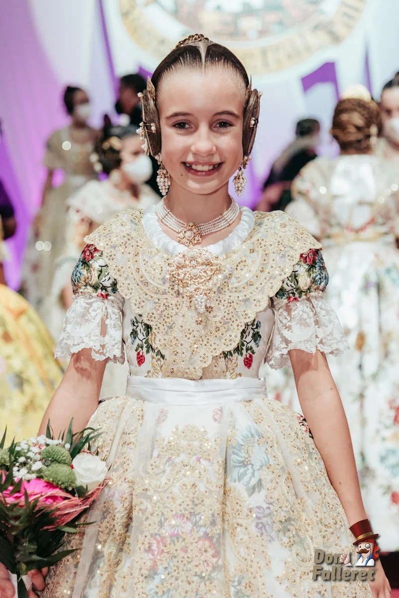 Ellas formarán las Cortes de Honor de las Falleras Mayores de València 2022 11 ADL7773