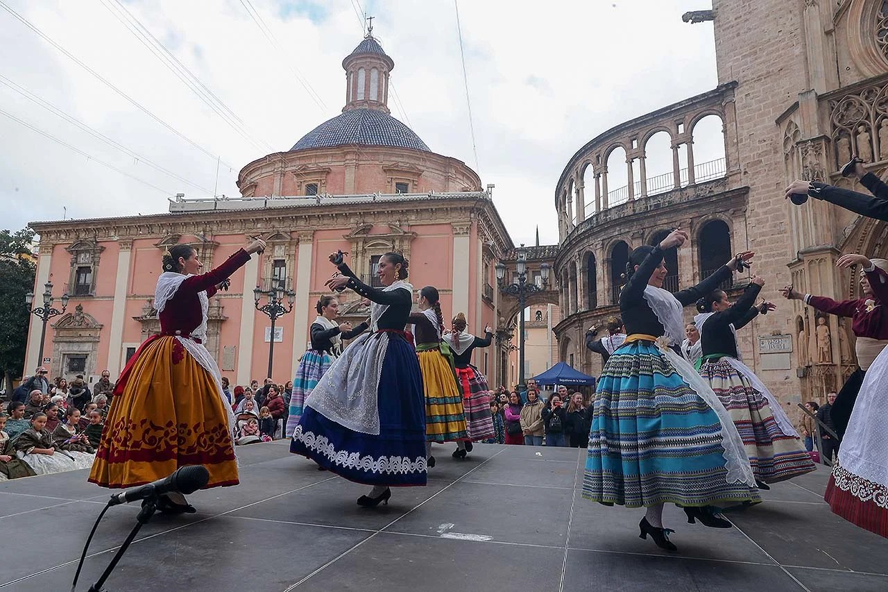 Tornen els Balls al Carrer! Consulta ací el calendari d’actuacions
