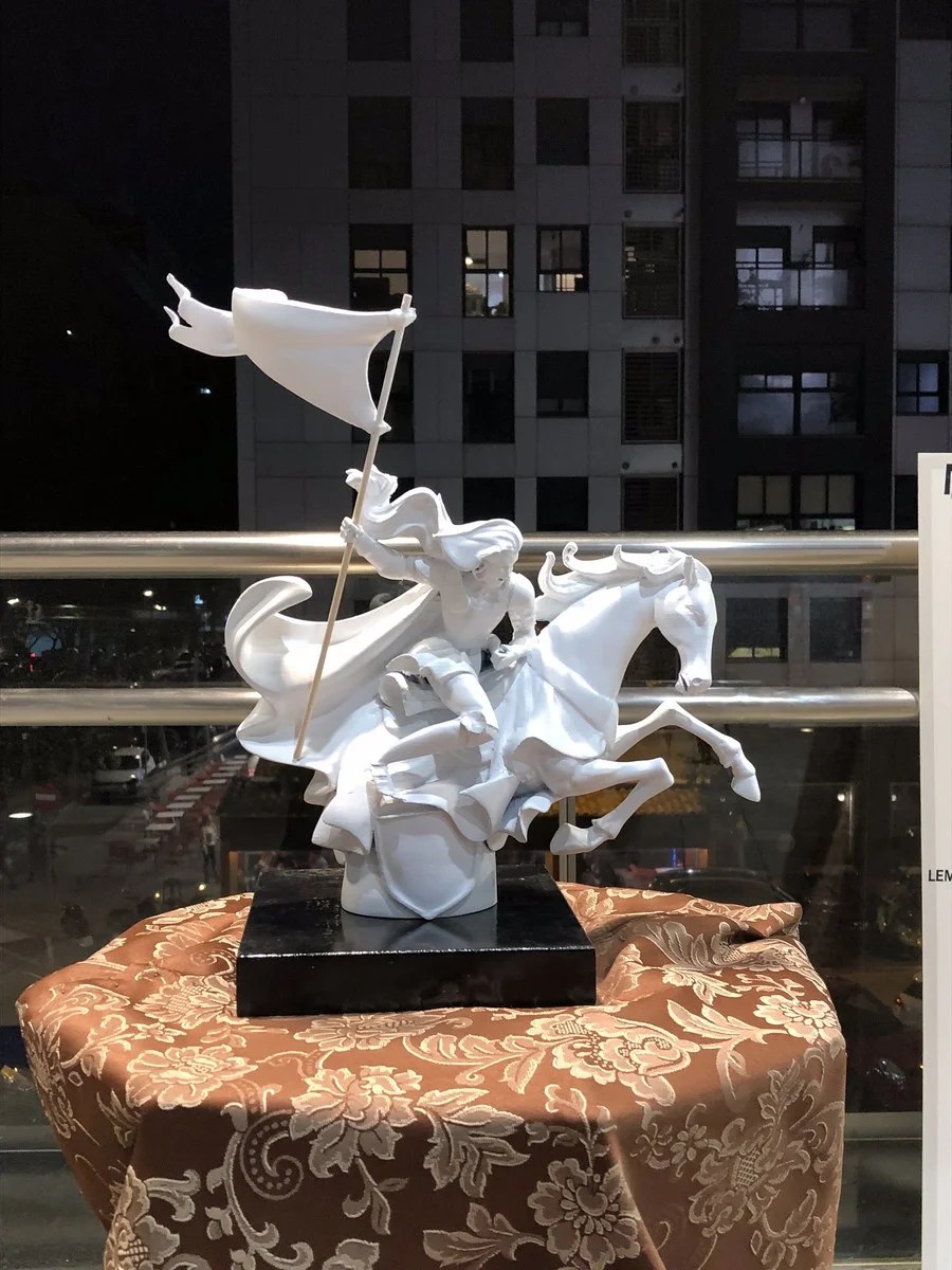 Bocetos y Maquetas de las comisiones falleras pertenecientes a la Federación Fallas 1ªA para 2022 14 IMG 8312