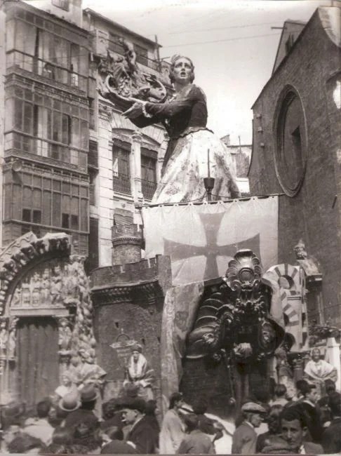 Junta Central Fallera incorpora als seus fons els censos de fallers i falleres de l'exercici 1942-1943, els més antics fins a la data 1 1943 Lope de Vega 525d0a5c50ef409c01d64aaf281d0495