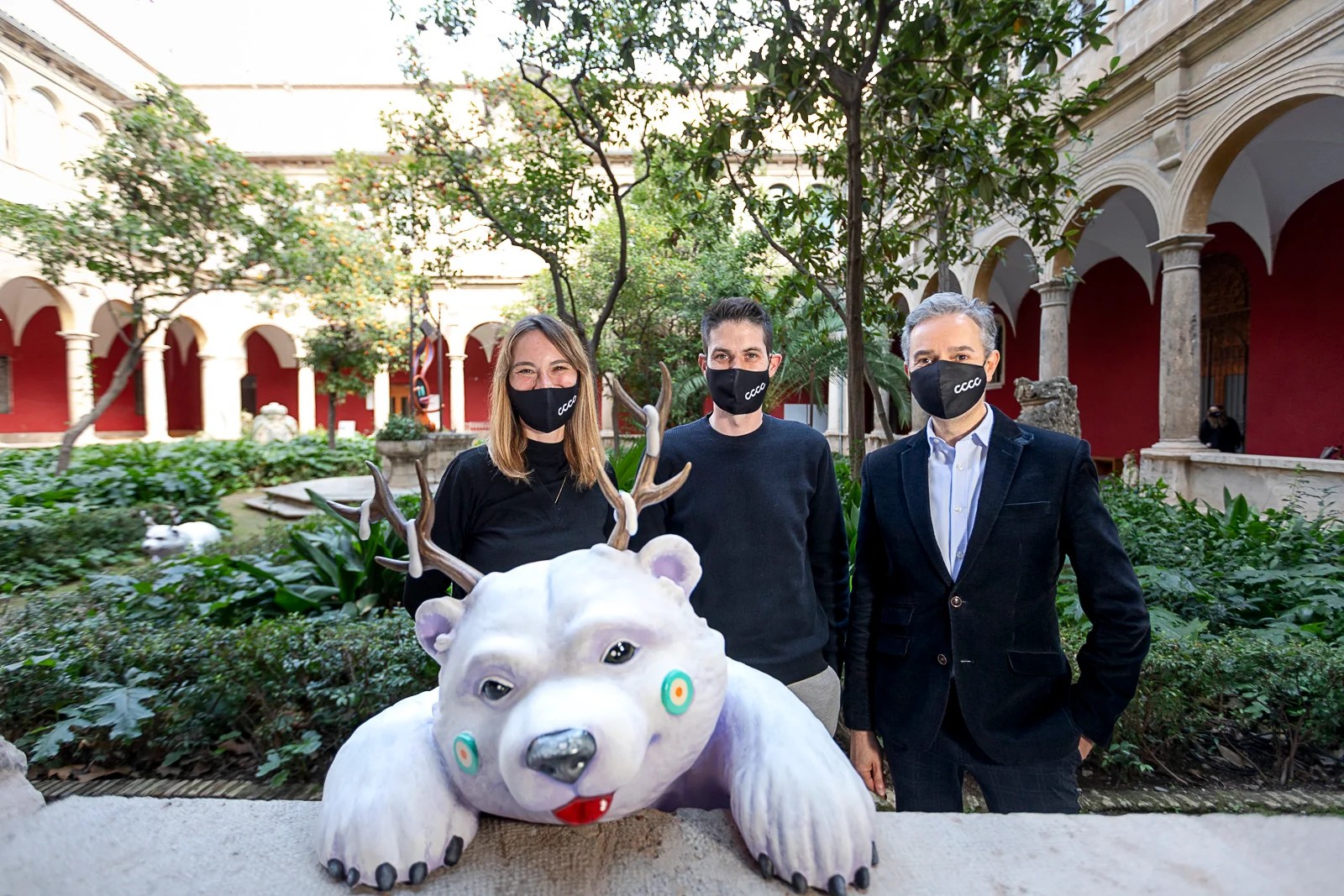 La degradación de ecosistemas de la Falla Municipal se traslada al Centre del Carme con ‘Procés natural’, de Dulk