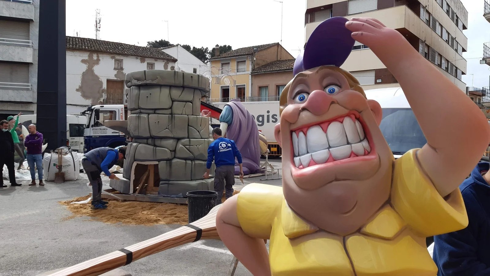 Turís preparado para celebrar sus Fallas 2022