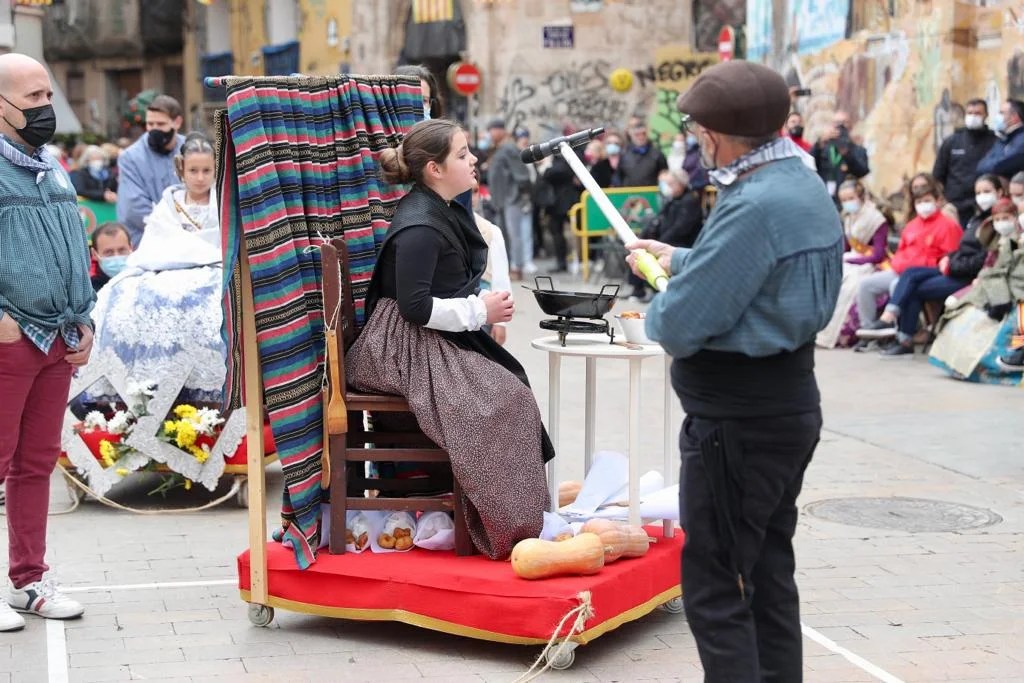 Las comisiones falleras de Plaza del Negrito y Clero grandes ganadoras del Cant de l'Estoreta 5 image00006 2