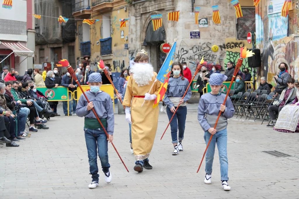 Las comisiones falleras de Plaza del Negrito y Clero grandes ganadoras del Cant de l'Estoreta 15 image00008 2