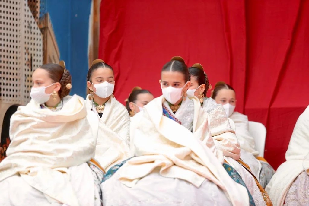 Las comisiones falleras de Plaza del Negrito y Clero grandes ganadoras del Cant de l'Estoreta 16 image00009 2