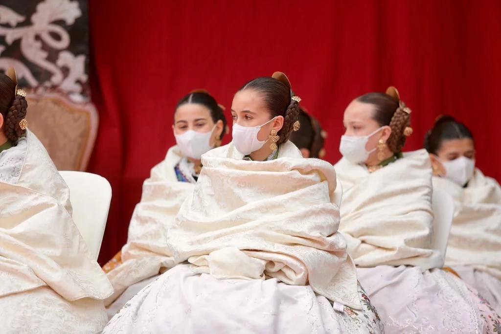 Las comisiones falleras de Plaza del Negrito y Clero grandes ganadoras del Cant de l'Estoreta 28 image00021