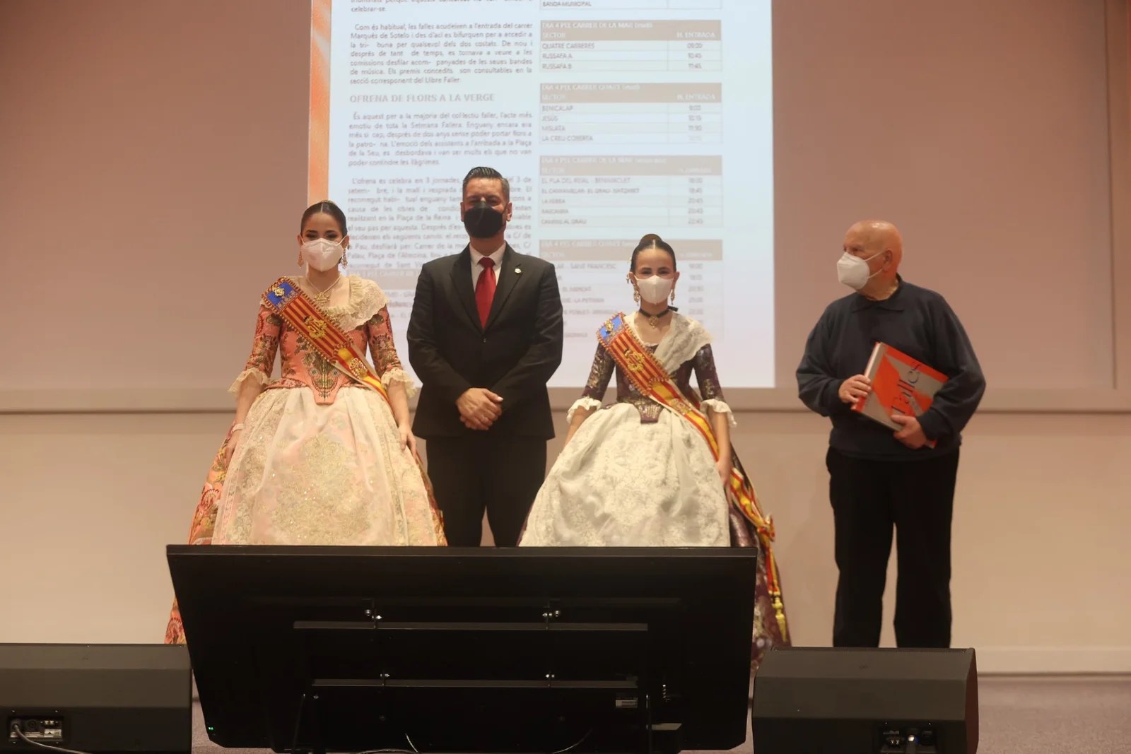 El Llibre Faller 2022 renace de la llama con un monográfico dedicado a València Capital Mundial del Diseño 30 image00023 1