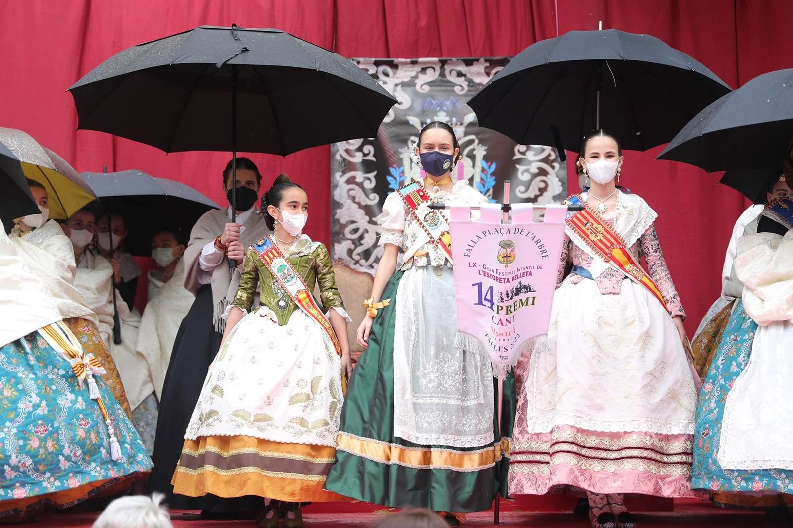 Las comisiones falleras de Plaza del Negrito y Clero grandes ganadoras del Cant de l'Estoreta 32 image00025