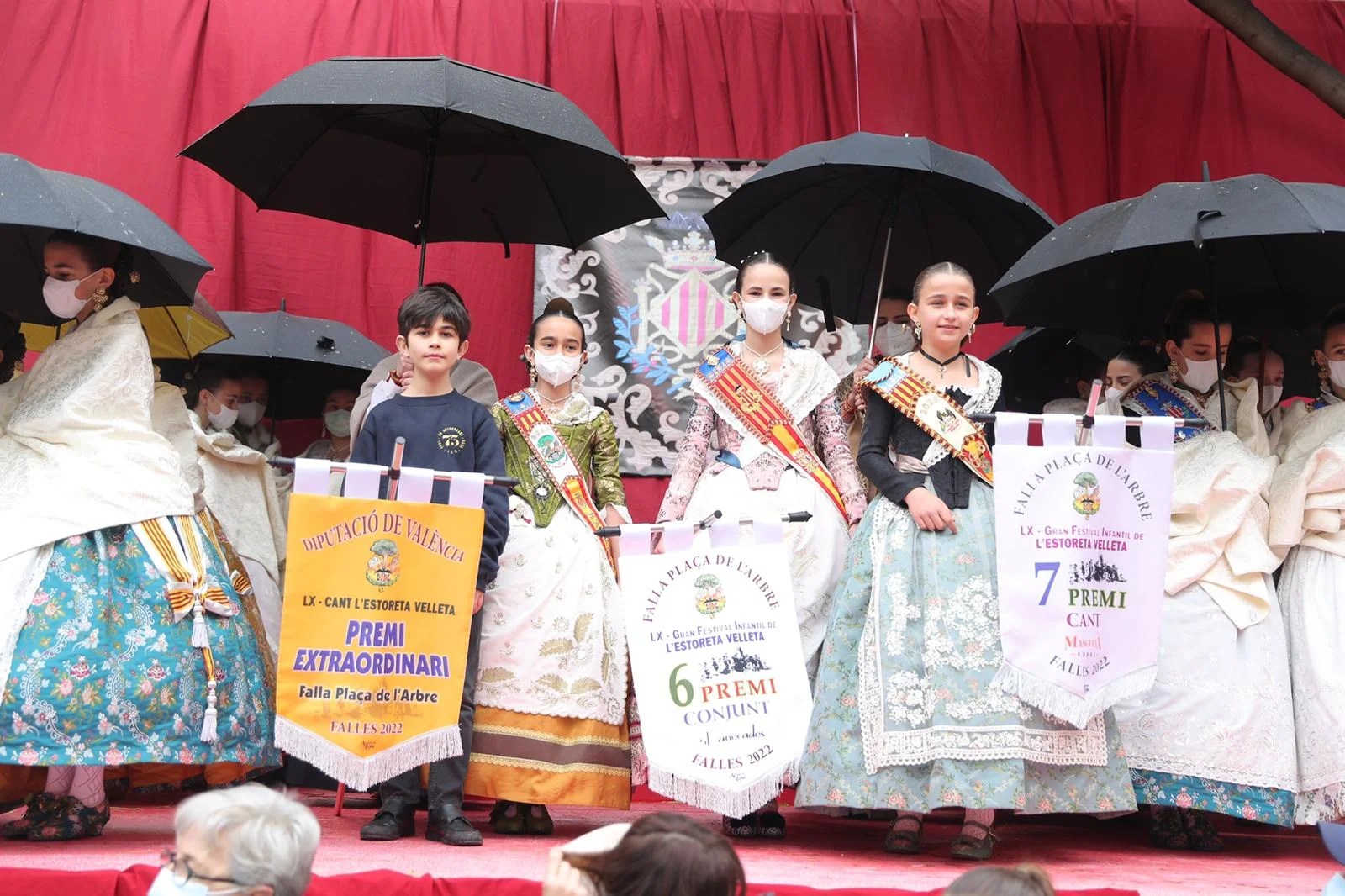 Las comisiones falleras de Plaza del Negrito y Clero grandes ganadoras del Cant de l'Estoreta 33 image00026