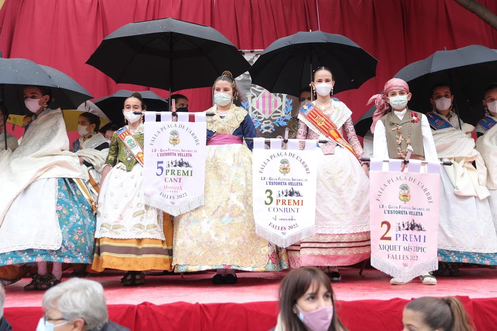 Las comisiones falleras de Plaza del Negrito y Clero grandes ganadoras del Cant de l'Estoreta 42 image00035