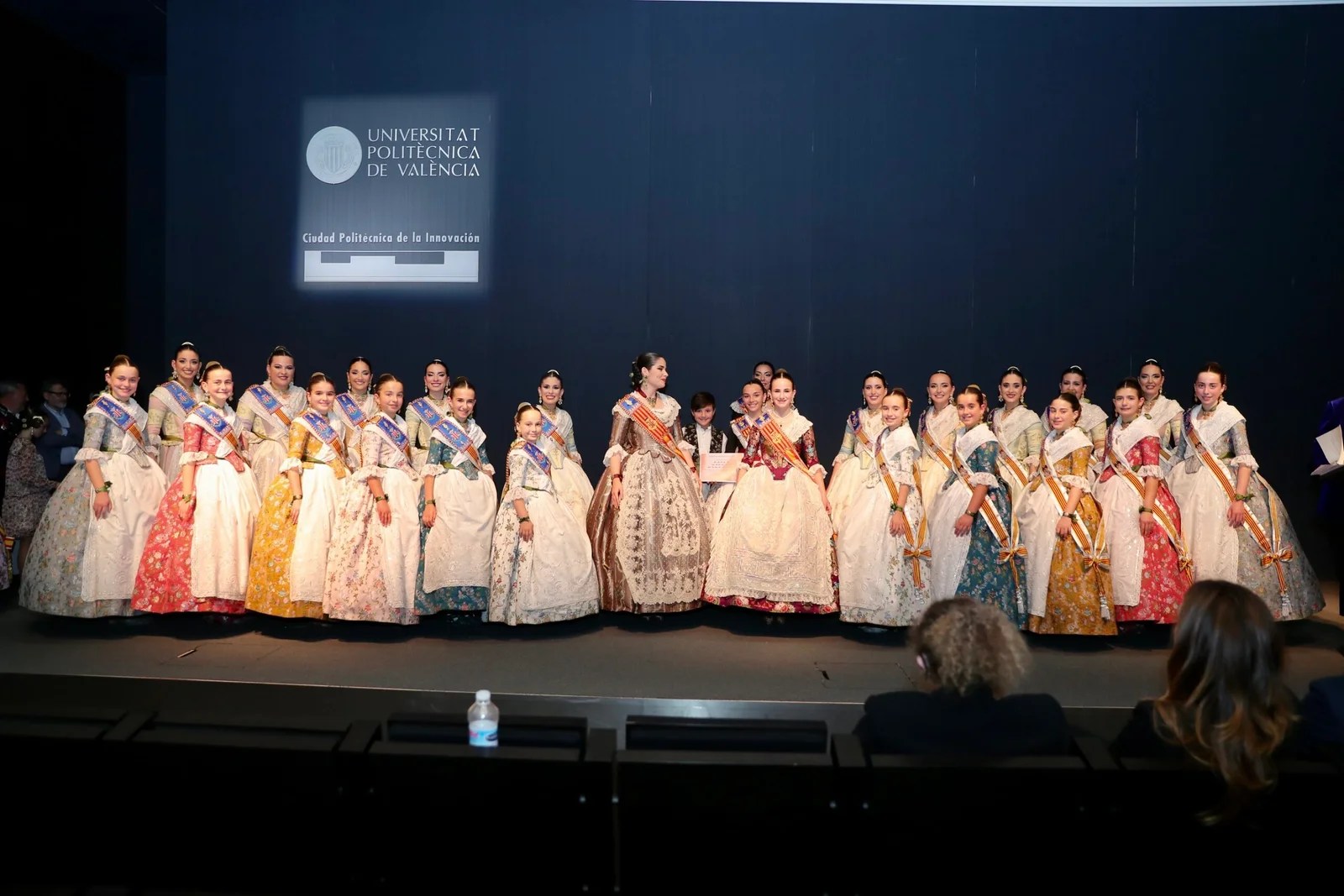 La XVII Gala de la Solidaridad Fallera reconoce los proyectos sociales, humanitarios, igualitarios e inclusivos de las comisiones falleras 18 A44I0105 scaled