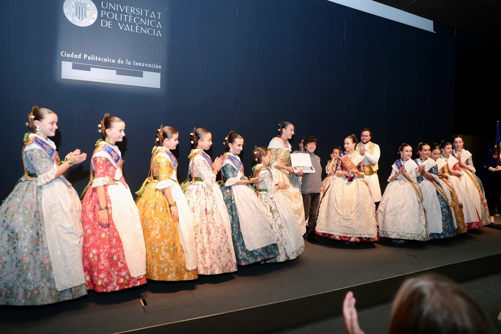La XVII Gala de la Solidaridad Fallera reconoce los proyectos sociales, humanitarios, igualitarios e inclusivos de las comisiones falleras 34 A44I9864 scaled