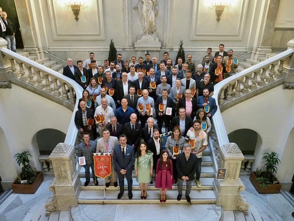 Ellas y ellos son los artistas ganadores de los primeros premios de las Fallas 2022 de València