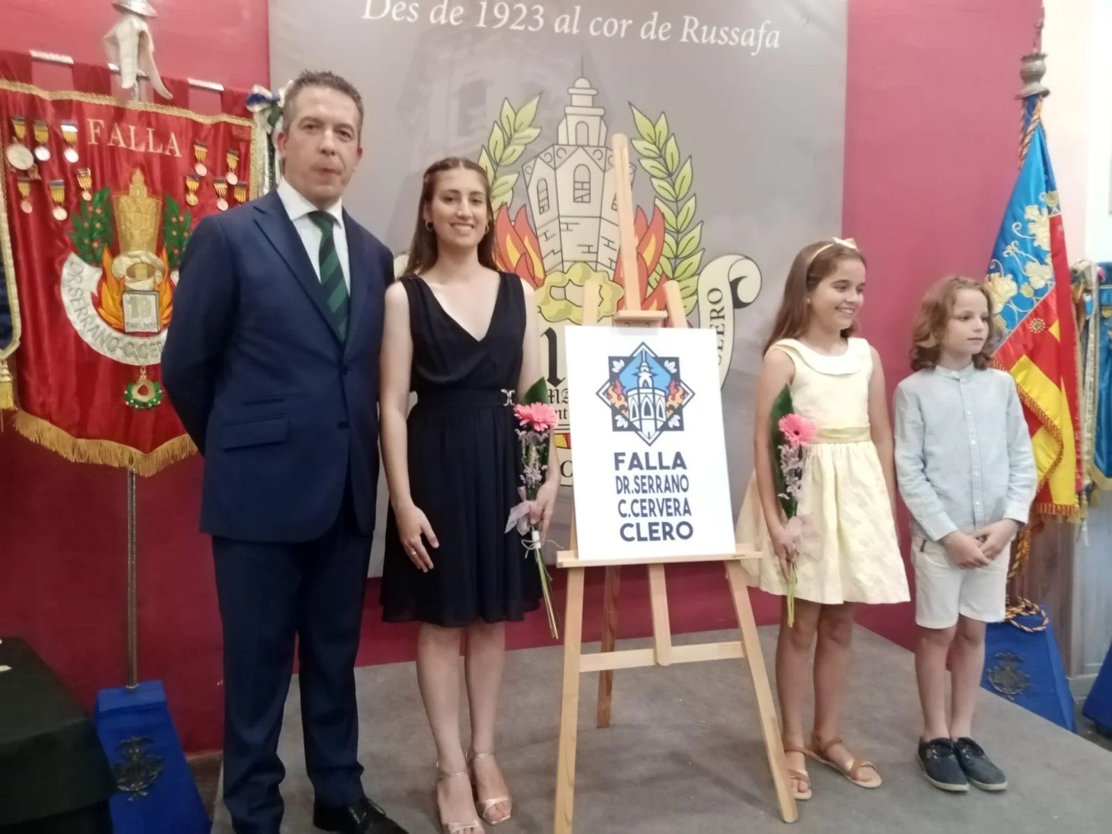 La Falla Clero inicia la celebración de su centenario con la cremà de la reproducción de su primera Falla de 1923 7 287454190 2096750857179284 5447546311821035029 n