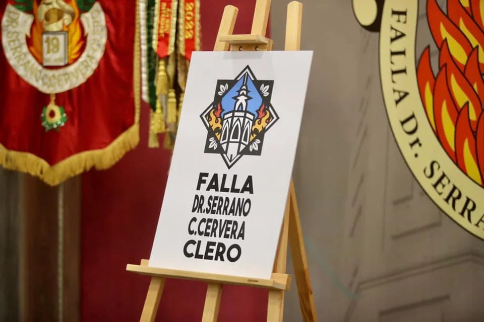 La Falla Clero inicia la celebración de su centenario con la cremà de la reproducción de su primera Falla de 1923 2 289053952 393240359504130 6091335316100416697 n