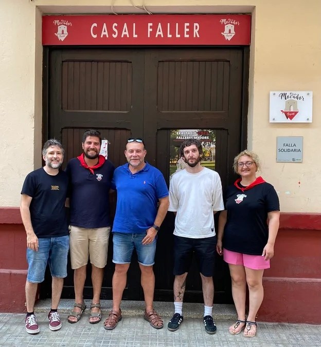 El Taller Emedoble de Manolo Martín y Miguel H artistas de la Falla Penya El Mocador 2023.