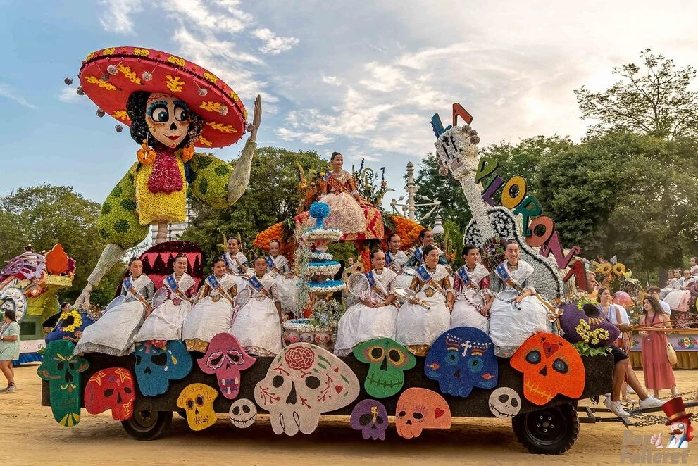 Fran Tarazona con la carroza 'La llorona' gana el Barón de Cortes 4 Batalla 50